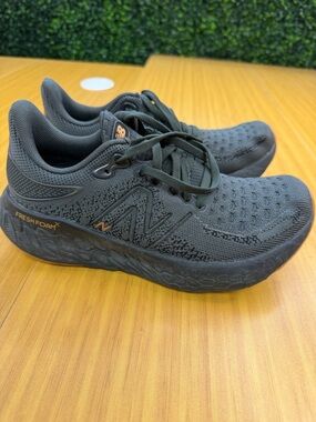 New Balance Sneakers Womens 5.5 FF X 1080 V14 W108012K Black Running Shoes